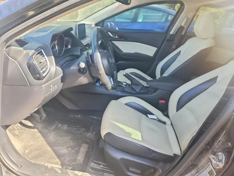 2015 MAZDA 3 GRAND TOURING  