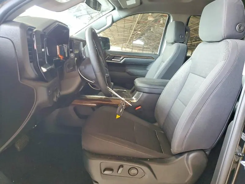 2025 CHEVROLET SILVERADO C1500 RST  