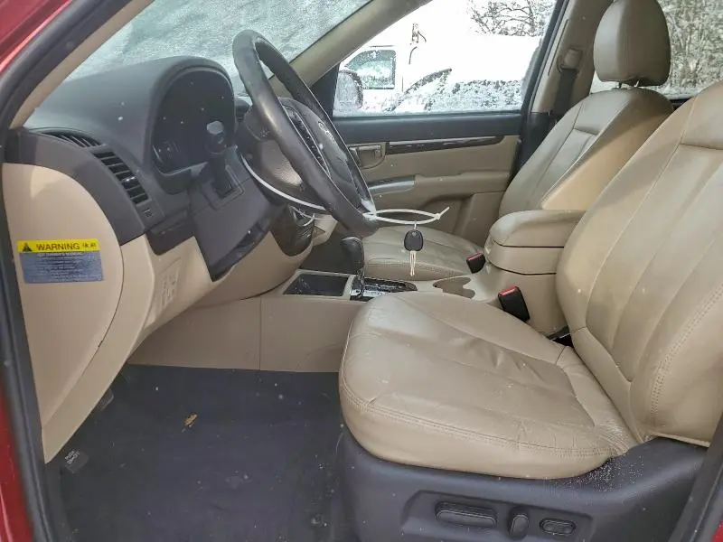 2011 HYUNDAI SANTA FE SE  