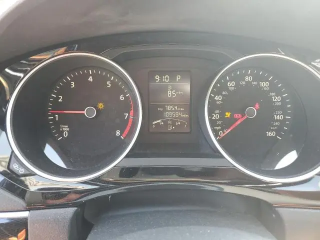 2015 VOLKSWAGEN JETTA SE  