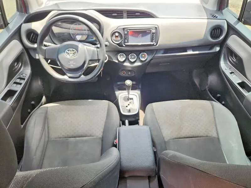 2015 TOYOTA YARIS 5-DOOR L  