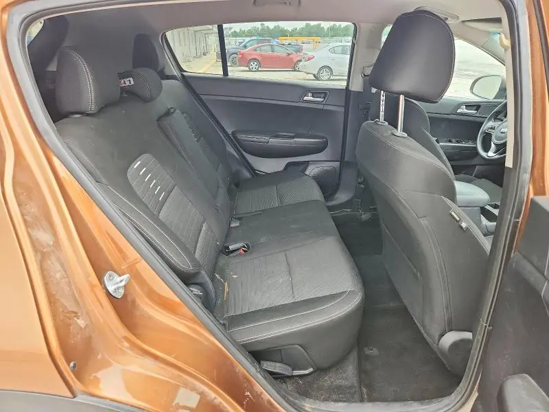 2018 KIA SPORTAGE LX  