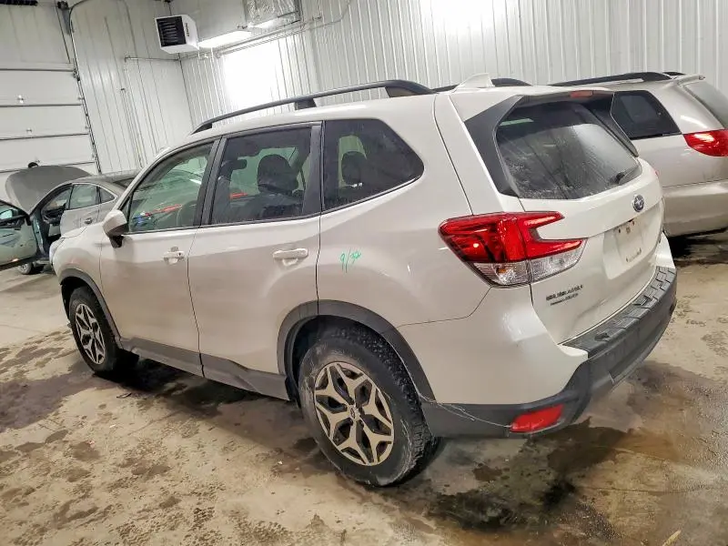 2019 SUBARU FORESTER PREMIUM  