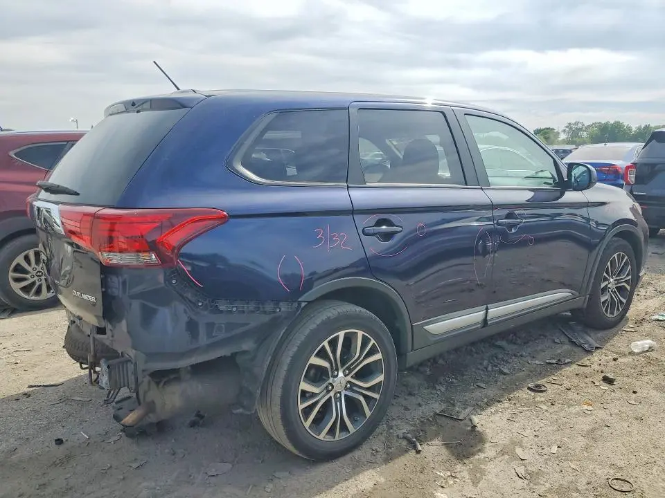 2016 MITSUBISHI OUTLANDER SE  