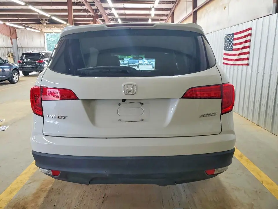 2018 HONDA PILOT EX  