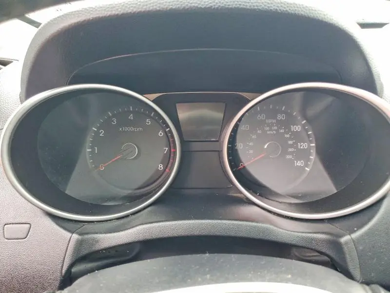 2014 HYUNDAI TUCSON SE  