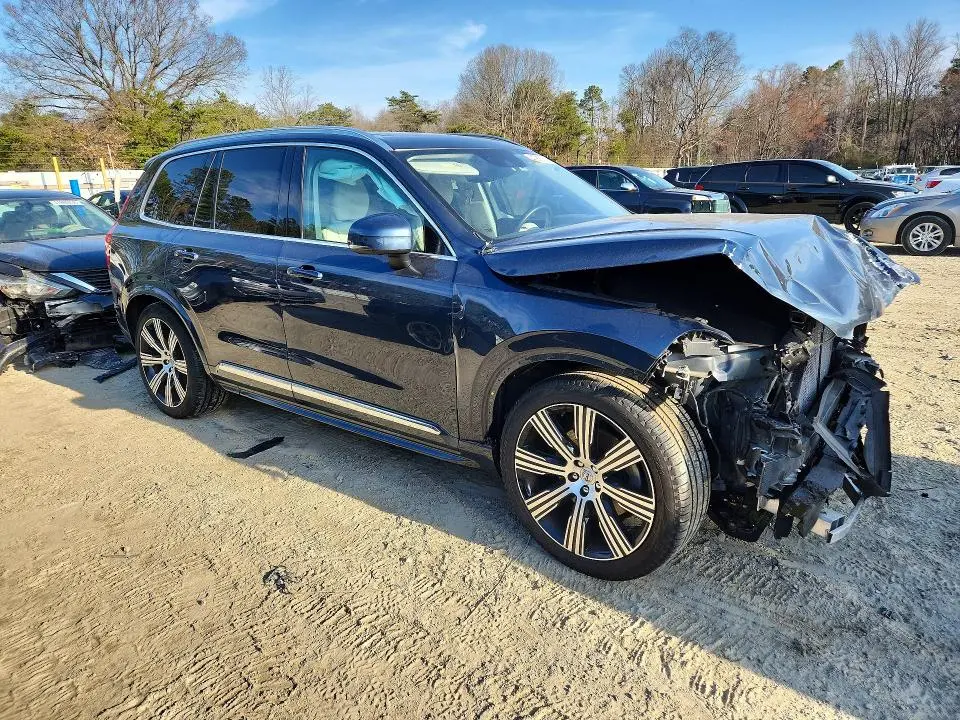 2022 VOLVO XC90 T6 INSCRIPTION  