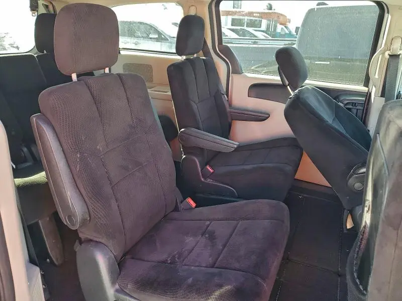 2013 DODGE GRAND CARAVAN SXT  