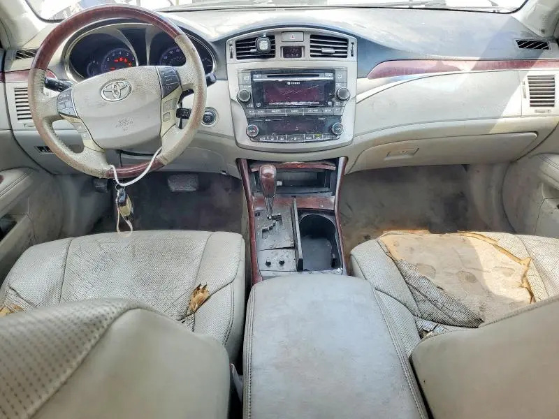 2011 TOYOTA AVALON LIMITED  