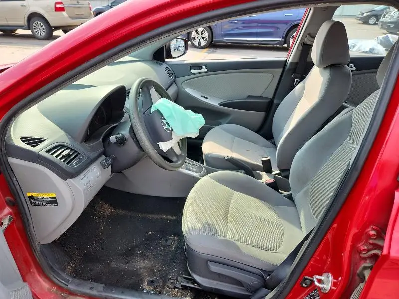 2012 HYUNDAI ACCENT GLS  