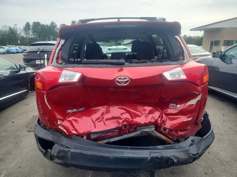 2015 TOYOTA RAV4 XLE  