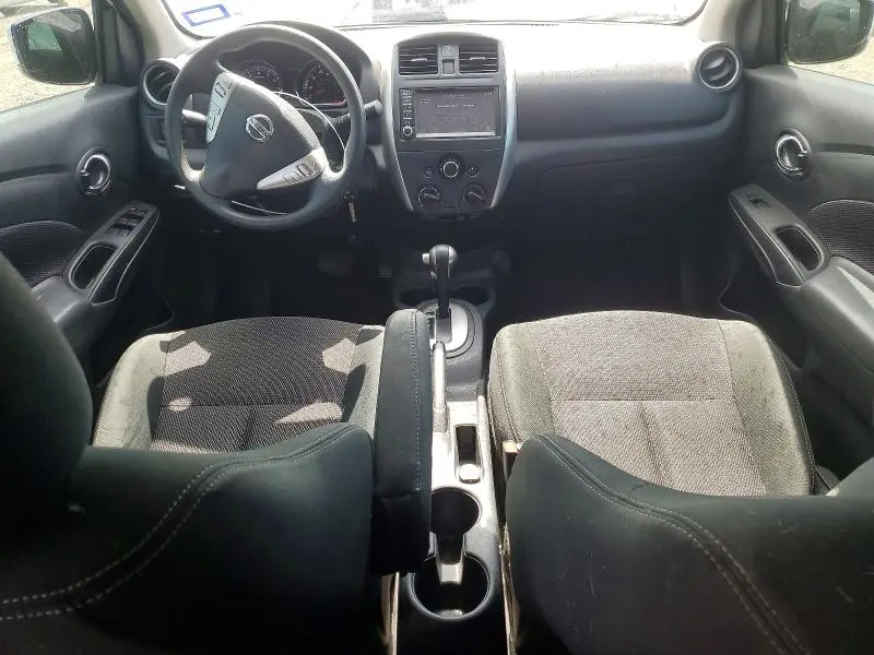 2019 NISSAN VERSA SV  