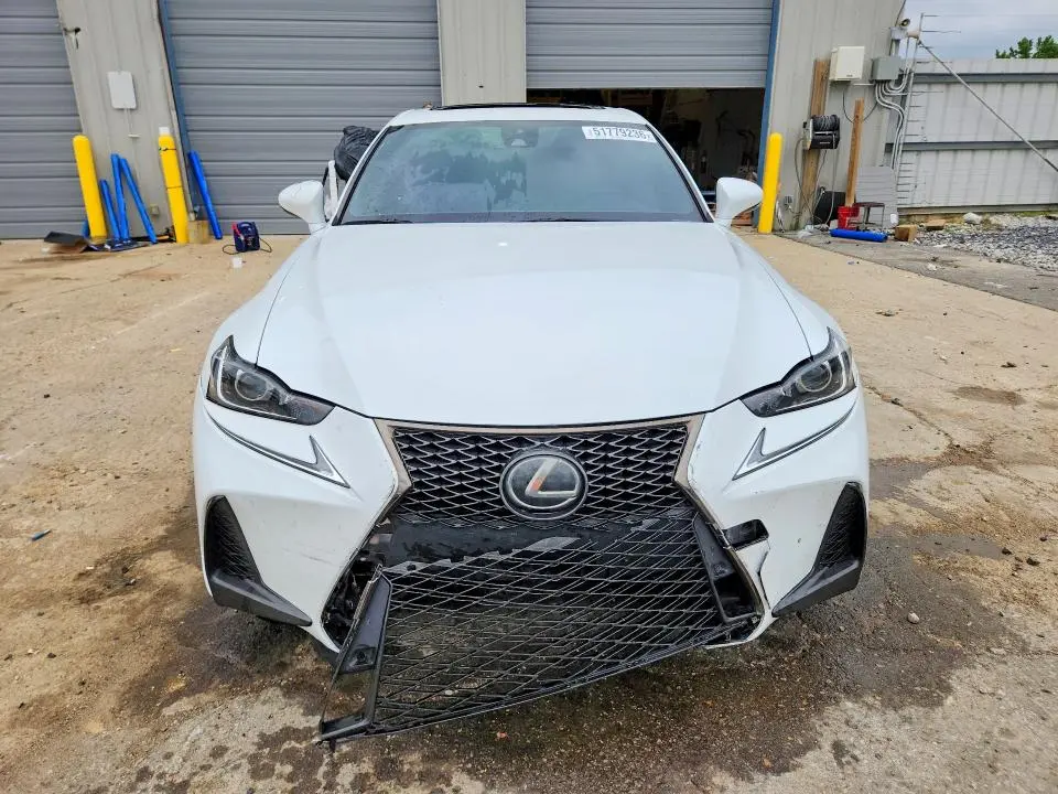 2019 LEXUS IS 300  
