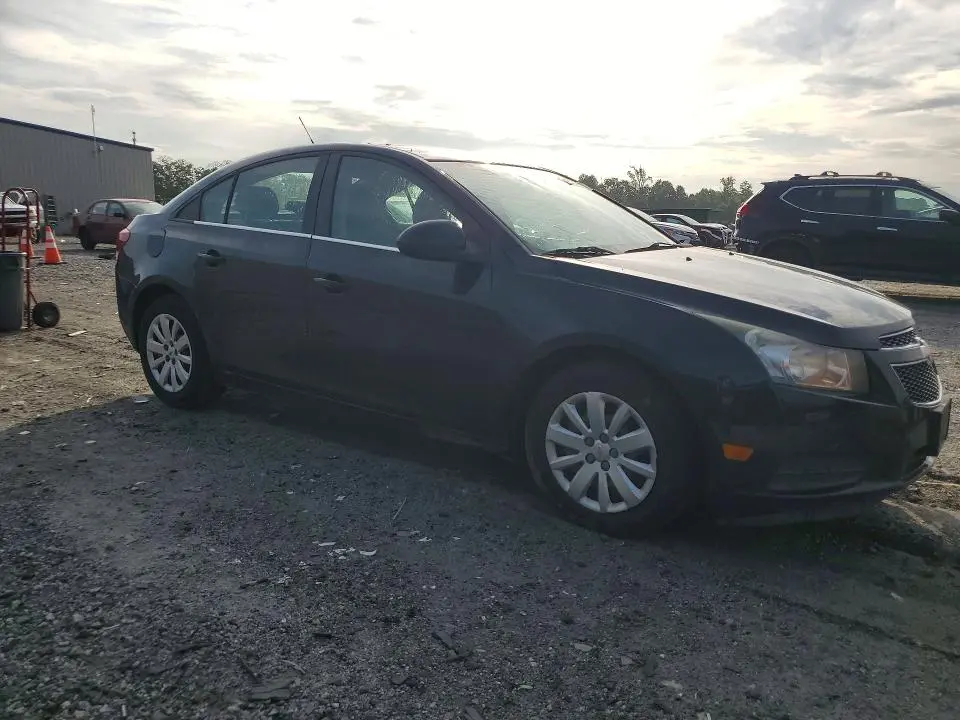 2011 CHEVROLET CRUZE LT  