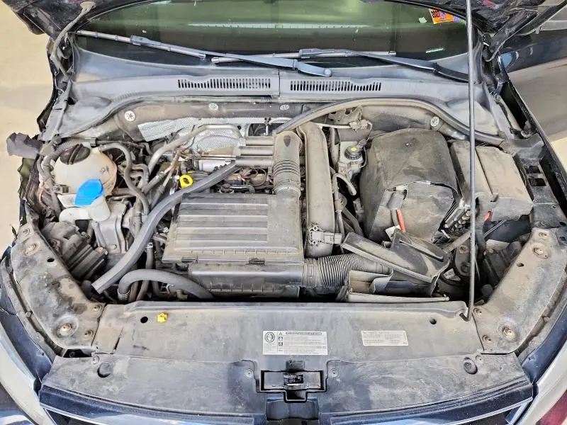 2016 VOLKSWAGEN JETTA SE  