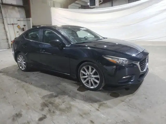 2017 MAZDA 3 TOURING  