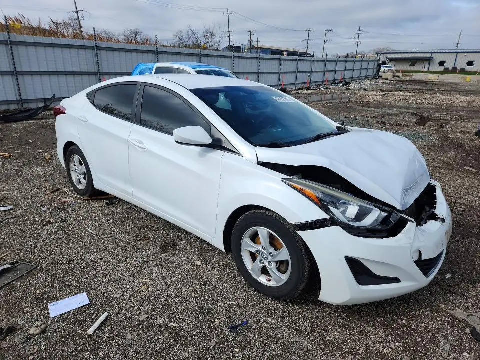 2015 HYUNDAI ELANTRA SE  