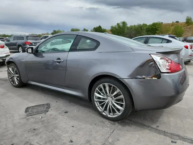 2011 INFINITI G37   