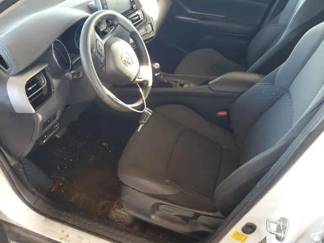 2020 TOYOTA C-HR XLE  