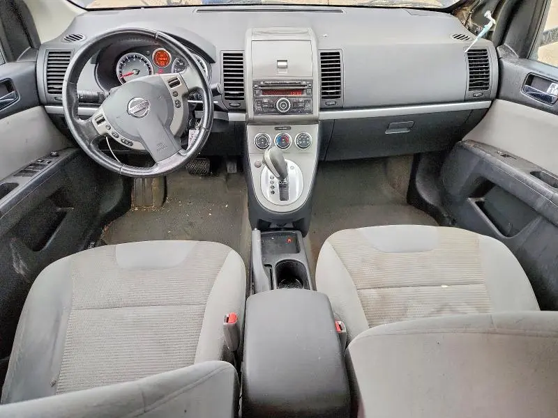 2010 NISSAN SENTRA 2.0  