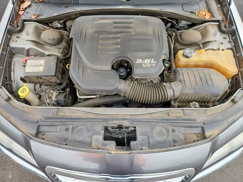 2011 CHRYSLER 300   