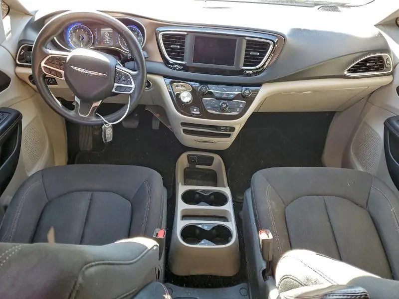 2019 CHRYSLER PACIFICA LX  