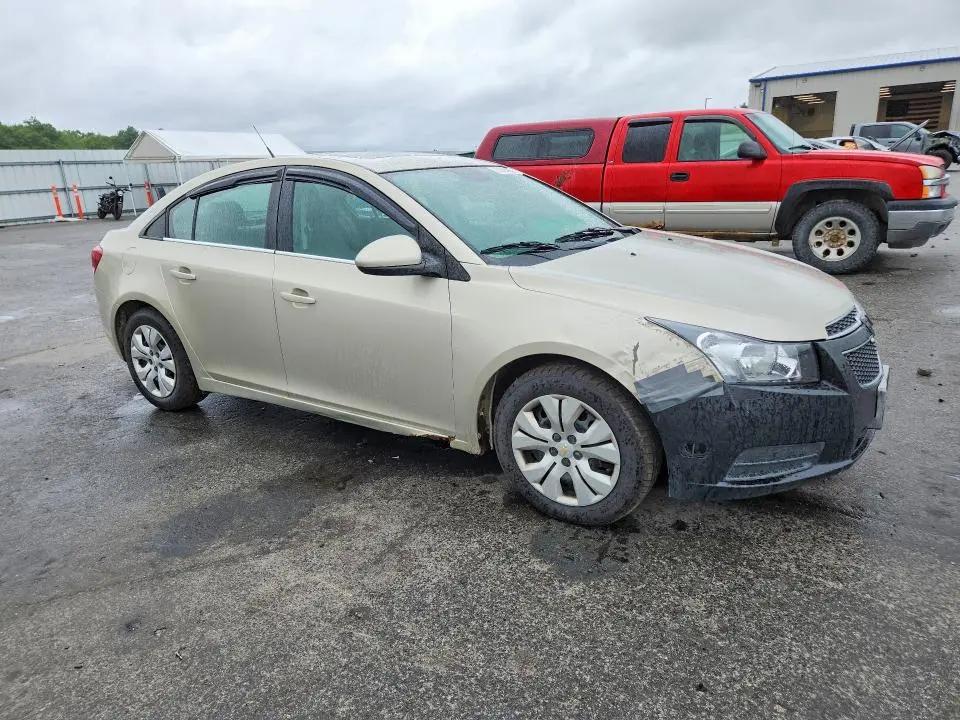 2014 CHEVROLET CRUZE LT  
