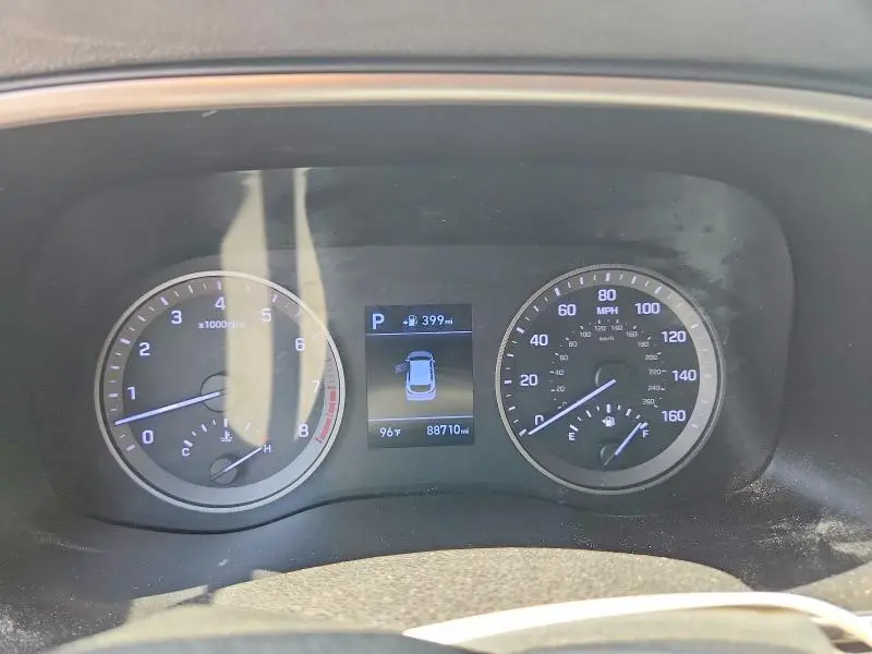2019 HYUNDAI TUCSON SE  