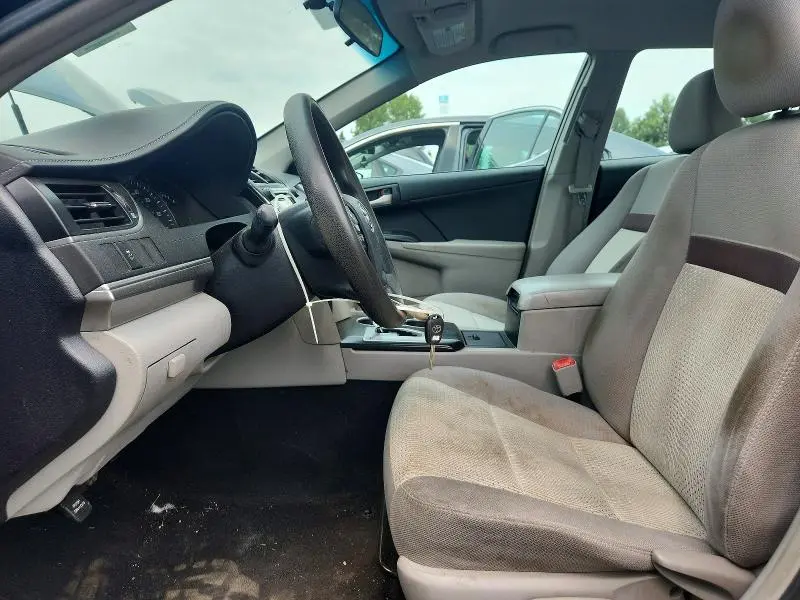 2014 TOYOTA CAMRY LE  