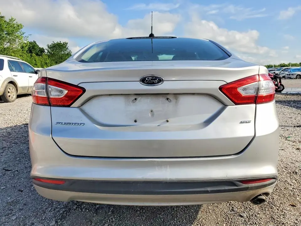 2014 FORD FUSION SE  