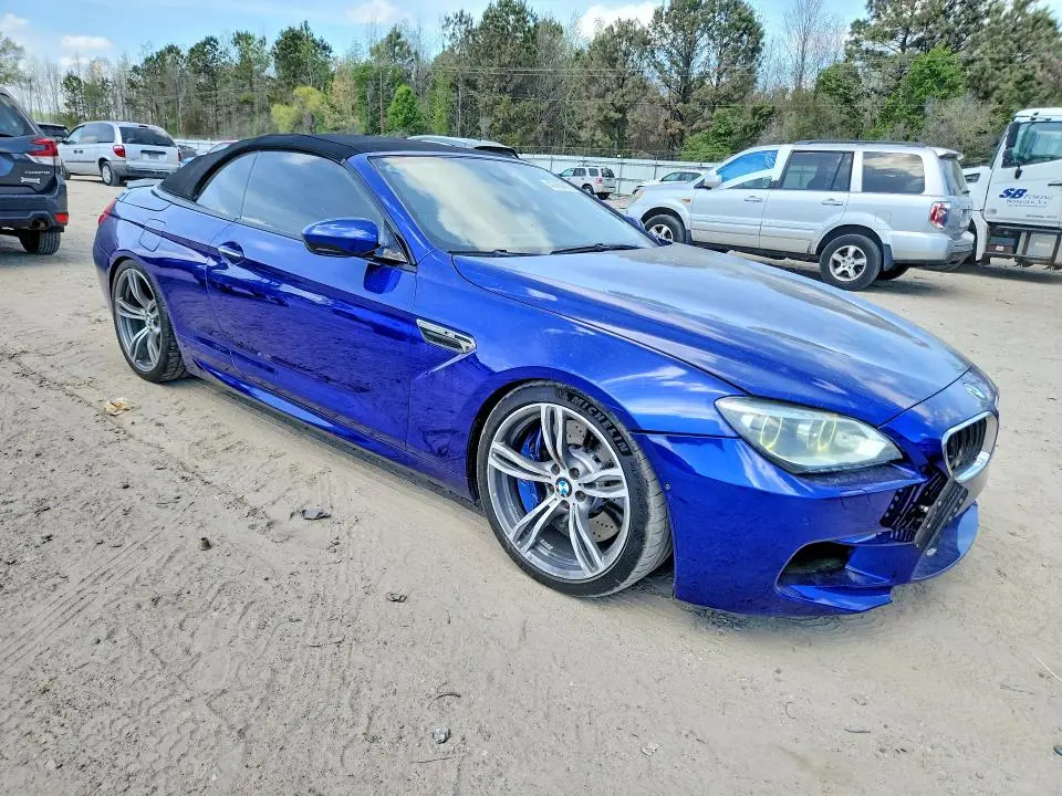 2013 BMW M6   