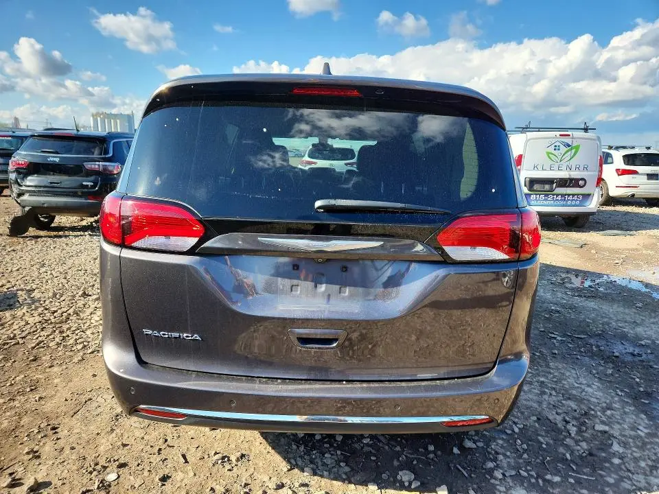 2017 CHRYSLER PACIFICA TOURING L PLUS  