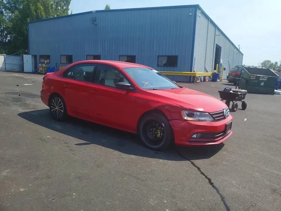 2016 VOLKSWAGEN JETTA SPORT  