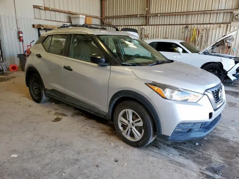 2019 NISSAN KICKS S  