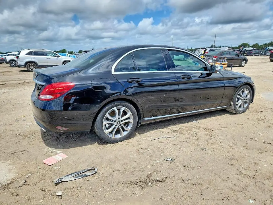 2018 MERCEDES-BENZ C 300  