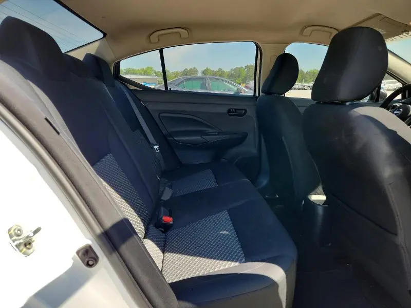 2020 NISSAN VERSA S  