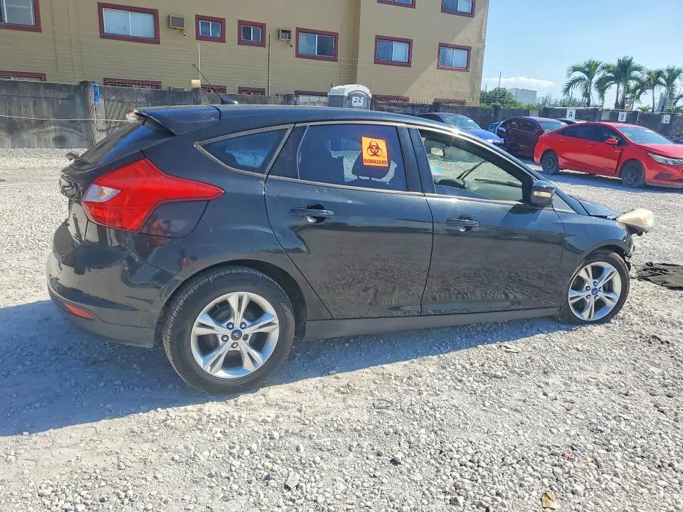 2014 FORD FOCUS SE  