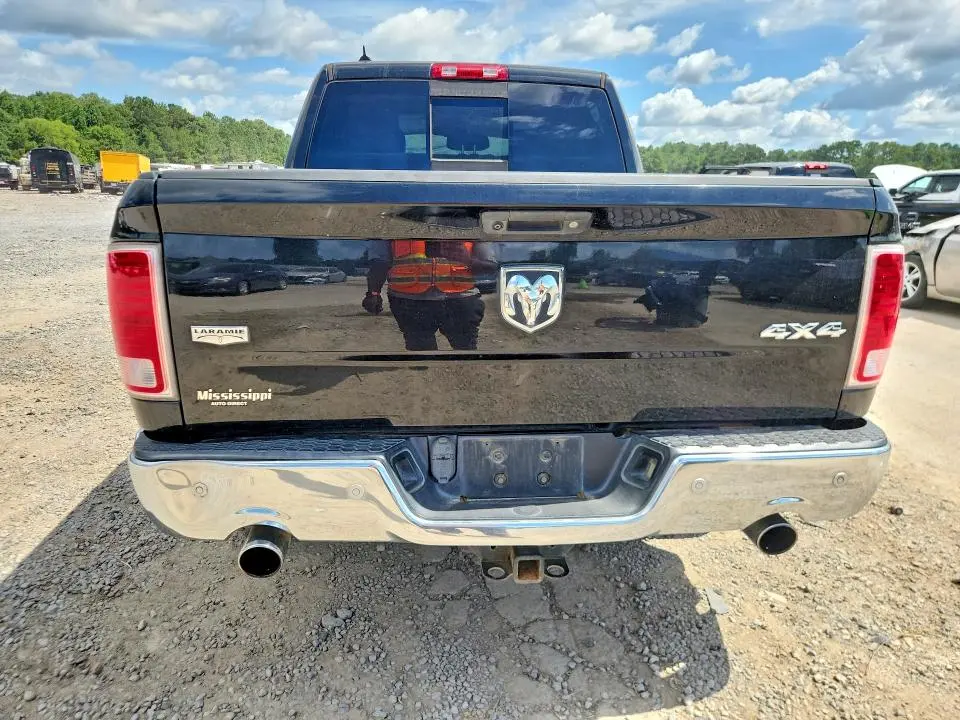 2017 RAM 1500 LARAMIE  