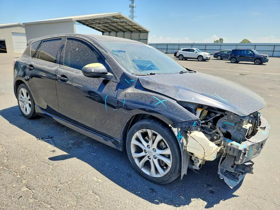 2011 MAZDA 3 S  