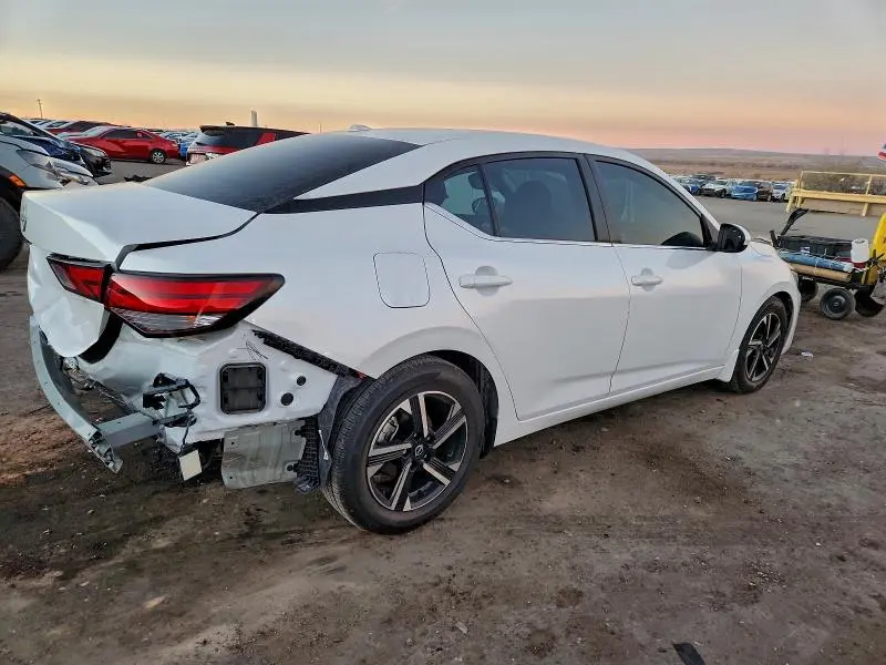 2025 NISSAN SENTRA SV  
