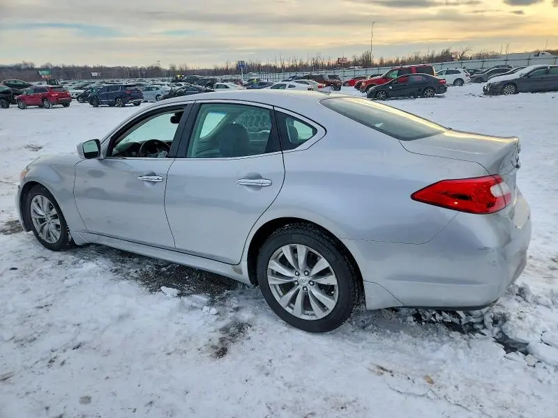 2011 INFINITI M37 X  