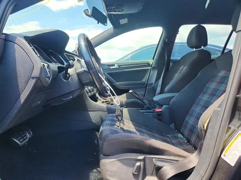 2017 VOLKSWAGEN GTI S  