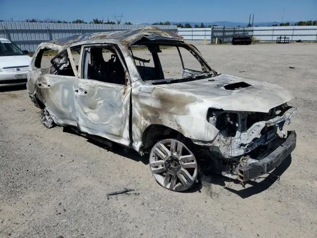 2022 TOYOTA 4RUNNER SR5 PREMIUM  