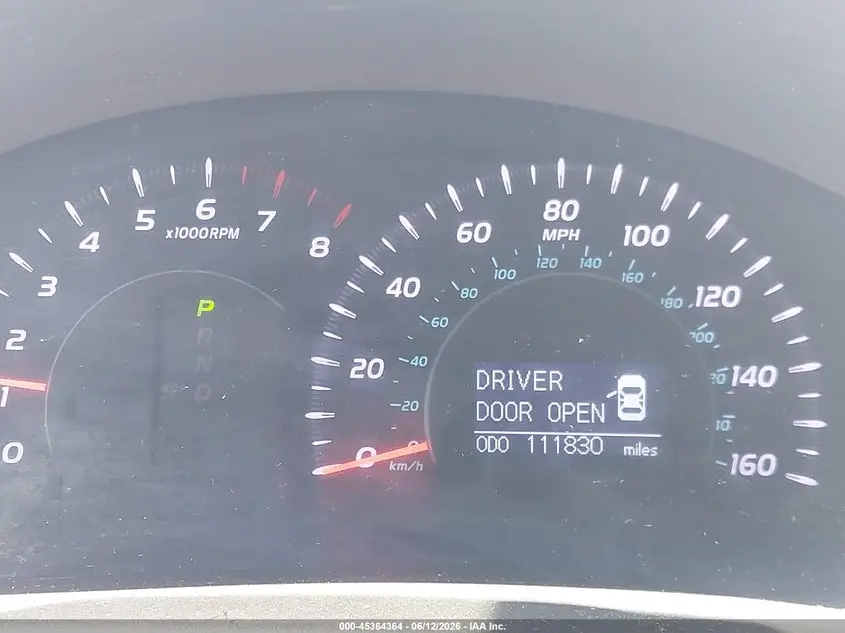 2011 TOYOTA CAMRY XLE V6