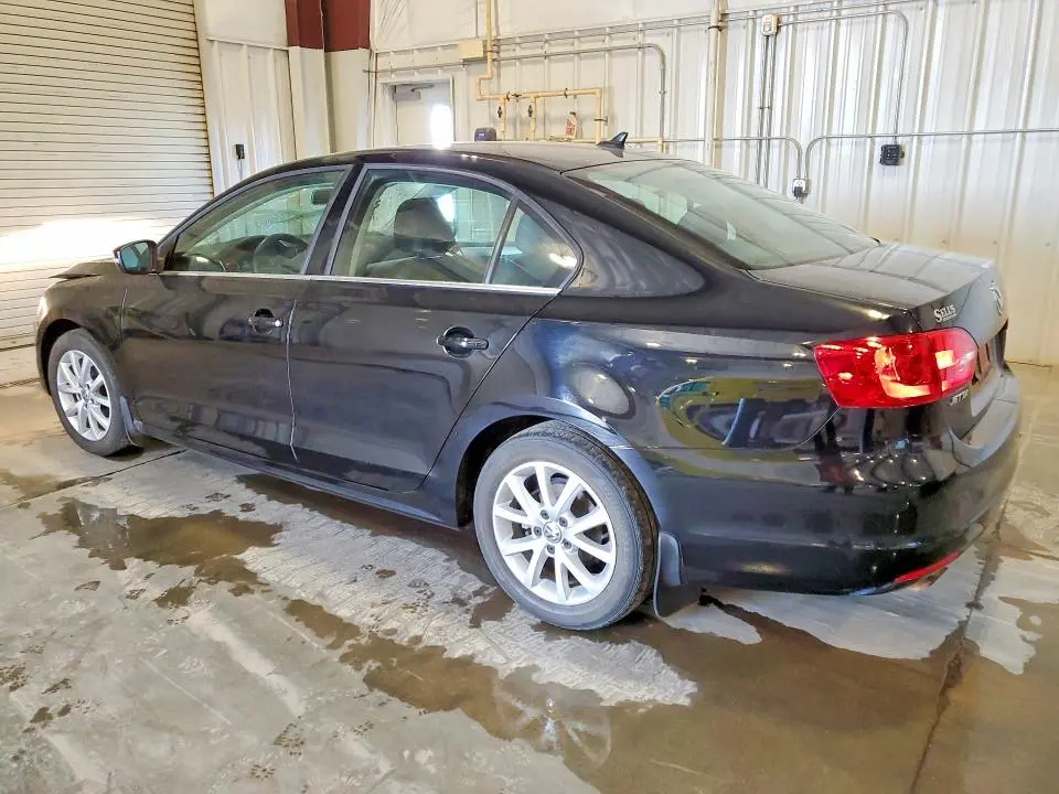 2013 VOLKSWAGEN JETTA   