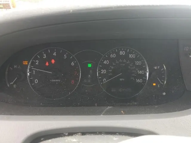 2010 TOYOTA AVALON XL  