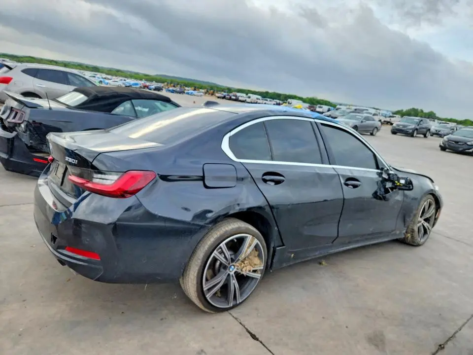2024 BMW 330XI   