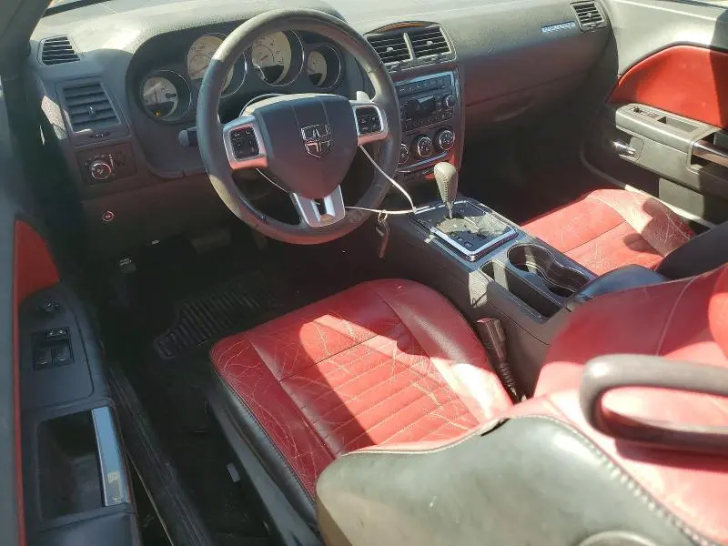 2013 DODGE CHALLENGER SXT  