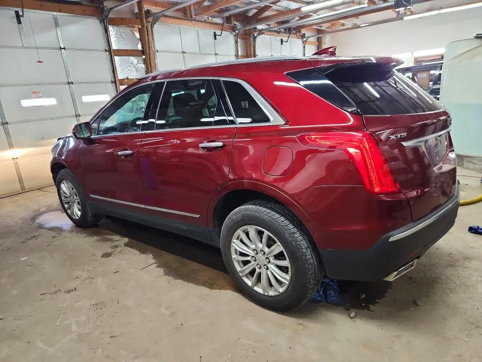2017 CADILLAC XT5   