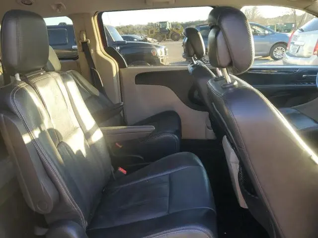 2013 CHRYSLER TOWN & COUNTRY TOURING  